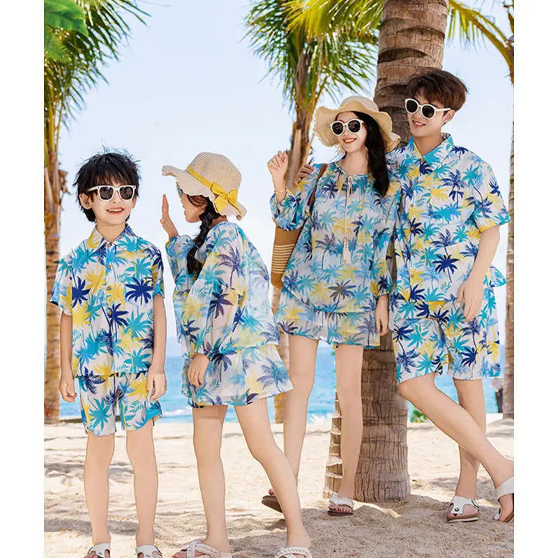 Family Vacation Look Matching  – Plant Parenting Bewertung und Preis