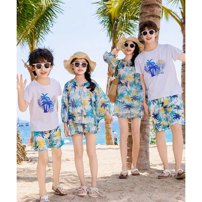 Family Vacation Look Matching  – Plant Parenting Bewertung und Preis